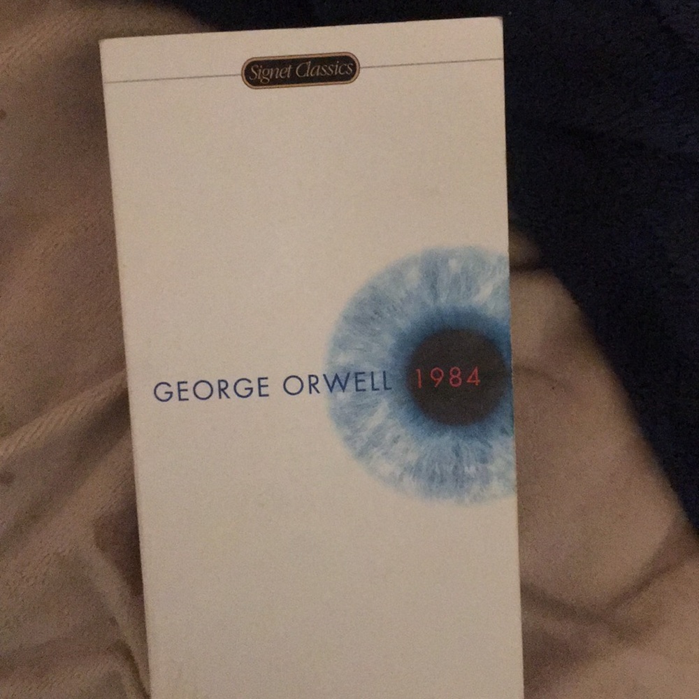 George Orwell 1984 Signet Classics Book